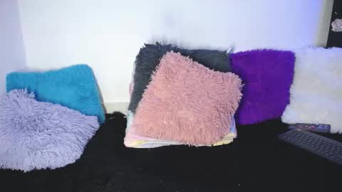 Snapshot of lunitaa_0 chatting on February 26, 2025, 6:15 am L U N I T A online show from February 26, 2025, 6:15 am