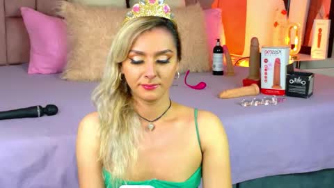 lunitadiva online show from January 15, 2026, 3:16 pm