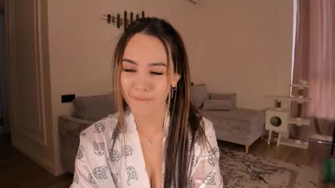 Jade online show from January 13, 2026, 9:25 am