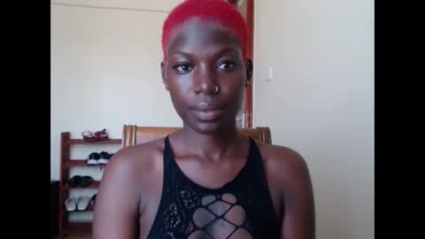 luo_queen online show from May 23, 2026, 9:57 am