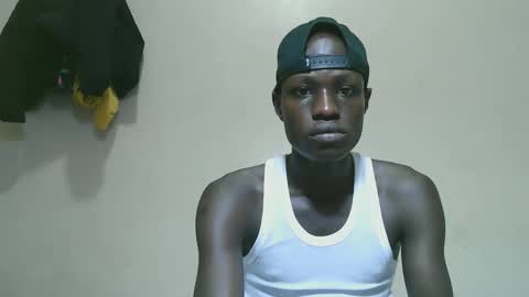 luoislove online show from October 28, 2025, 5:59 pm