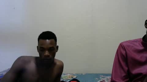 luoislove online show from April 17, 2026, 6:33 pm