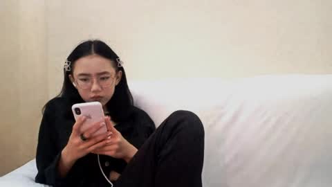 Snapshot of lupefaulker chatting on June 5, 2026, 1:06 pm Roxie online show from June 5, 2026, 1:06 pm