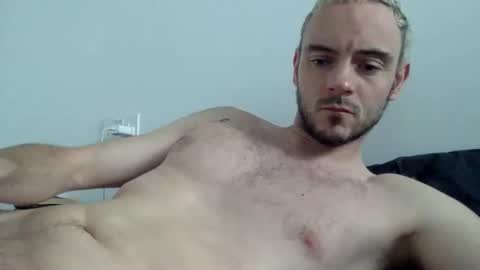 Snapshot of lupine_666 chatting on October 17, 2025, 10:07 am Lupine online show from October 17, 2025, 10:07 am