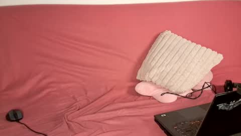 Luros Modasy online show from February 20, 2025, 8:36 pm