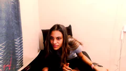 luscious_lexy online show from April 26, 2026, 5:16 am