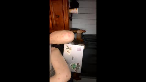 Snapshot of lusciouslips385853 chatting on January 24, 2025, 5:21 pm Lilbustybabe94 online show from January 24, 2025, 5:21 pm