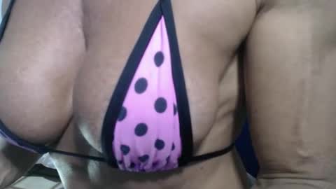 lusexyhot online show from May 25, 2026, 1:00 am
