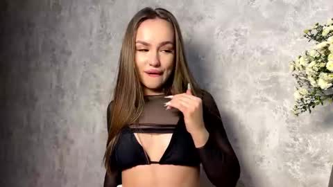 Snapshot of lushmira chatting on October 4, 2025, 10:08 pm Mira online show from October 4, 2025, 10:08 pm