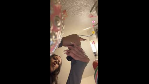 LOLA online show from December 17, 2024, 4:12 am