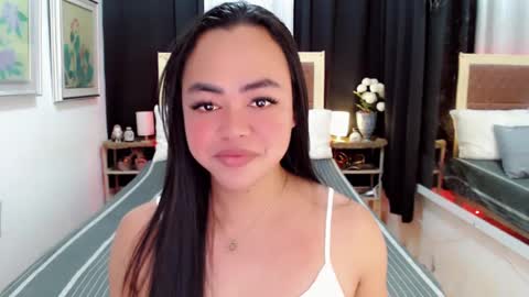 Trina online show from January 18, 2025, 1:41 am