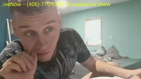  GUY ---  GIRL online show from March 25, 2026, 11:44 pm