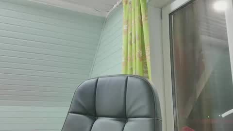 lustlovejoy online show from April 4, 2026, 7:11 pm