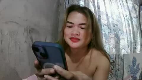 Snapshot of lusty_babe25 chatting on February 27, 2026, 6:13 am Flora Mae online show from February 27, 2026, 6:13 am