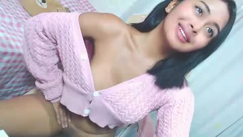 KEISHA  -  DONT FORGET TO FOLLOW ME AND GIVE ME THUMBS UP 3 online show from June 9, 2026, 2:01 am