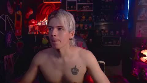 Snapshot of lustymatt chatting on October 6, 2025, 5:27 am lustymatt online show from October 6, 2025, 5:27 am