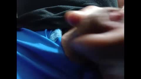 Snapshot of lutorres chatting on January 7, 2025, 5:01 am lutorres online show from January 7, 2025, 5:01 am