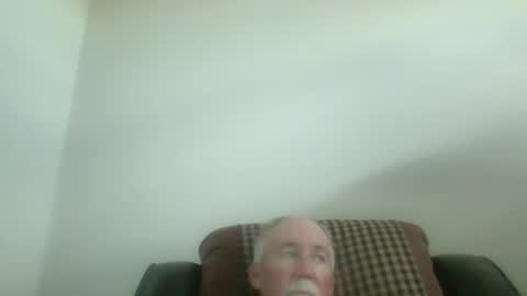 Snapshot of luv269er chatting on May 6, 2026, 8:58 pm luv269er online show from May 6, 2026, 8:58 pm