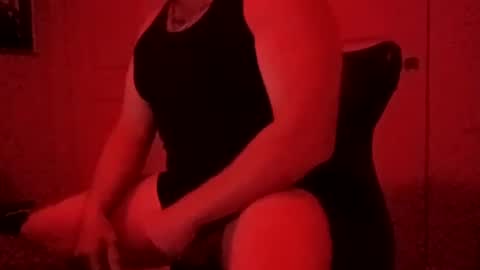 Snapshot of luv2toknstrok chatting on October 6, 2025, 8:56 am Luv2tokNstrok online show from October 6, 2025, 8:56 am