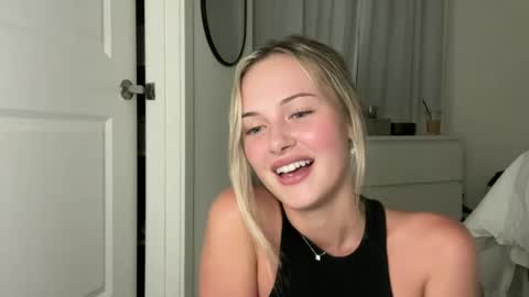 Snapshot of luvaimee chatting on September 20, 2025, 3:07 am Aimee online show from September 20, 2025, 3:07 am