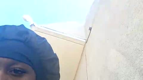 Snapshot of luvbug555 chatting on November 14, 2025, 3:00 pm luvbug555 online show from November 14, 2025, 3:00 pm