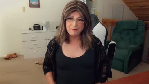 Britney online show from September 11, 2025, 6:19 pm