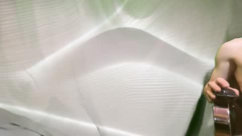 luvvlee online show from January 6, 2026, 12:47 am