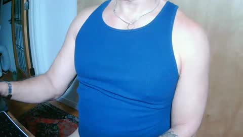 Snapshot of luvzjerkingoff chatting on February 19, 2025, 2:44 pm luvzjerkingoff online show from February 19, 2025, 2:44 pm