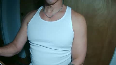 Snapshot of luvzjerkingoff chatting on March 11, 2025, 2:21 am luvzjerkingoff online show from March 11, 2025, 2:21 am