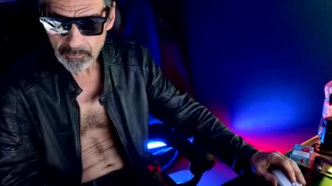 Im a   -  CAMGUY YOU  LIKE to FUCK online show from January 6, 2026, 12:58 am