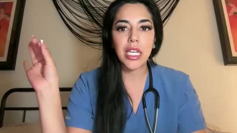 luxcher22 online show from April 15, 2026, 3:46 am