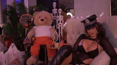 Snapshot of luxennoir chatting on November 1, 2025, 6:37 am luxennoir online show from November 1, 2025, 6:37 am