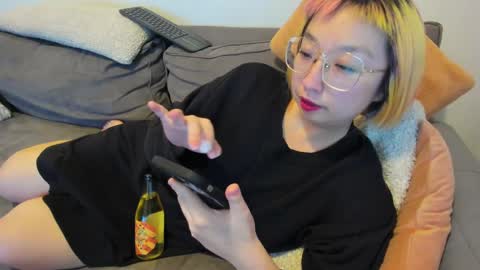 Snapshot of luxgray chatting on January 1, 2025, 1:04 am LuxGray online show from January 1, 2025, 1:04 am