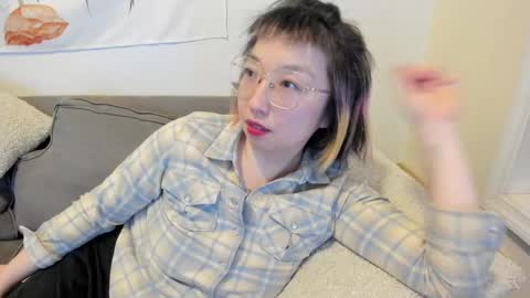 Snapshot of luxgray chatting on March 10, 2025, 11:16 pm LuxGray online show from March 10, 2025, 11:16 pm