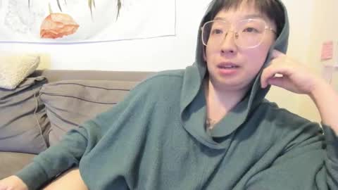 LuxGray online show from January 19, 2026, 1:09 am