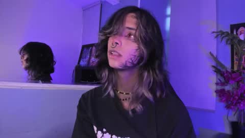 Luxiel 3 online show from December 3, 2025, 10:30 pm