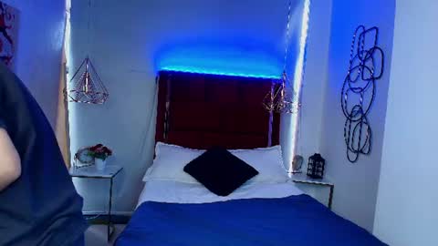 Snapshot of luxiel_ chatting on June 10, 2026, 8:41 pm Luxiel 3 online show from June 10, 2026, 8:41 pm