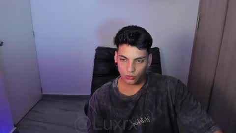 Snapshot of luxrx chatting on July 11, 2026, 6:54 pm luxrx online show from July 11, 2026, 6:54 pm