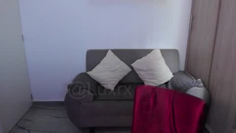 Snapshot of luxrx chatting on July 18, 2026, 6:23 pm luxrx online show from July 18, 2026, 6:23 pm