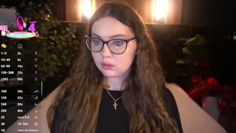 luxsopphia_ online show from July 20, 2026, 5:33 am