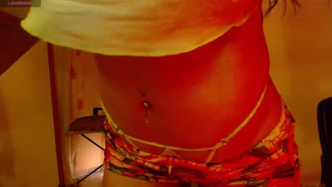 Snapshot of luxurydivine chatting on February 22, 2026, 4:35 am Liss online show from February 22, 2026, 4:35 am