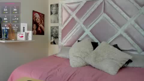 Lux online show from February 21, 2026, 1:12 pm