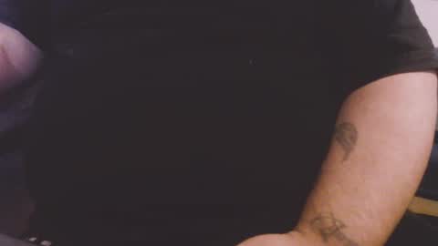 Snapshot of lvcifer_ chatting on November 1, 2025, 11:01 am ayoo online show from November 1, 2025, 11:01 am