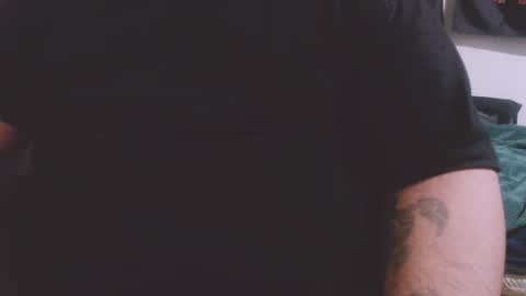 Snapshot of lvcifer_ chatting on November 8, 2025, 9:31 am ayoo online show from November 8, 2025, 9:31 am