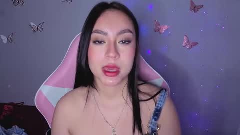 Snapshot of lya_levine chatting on October 3, 2025, 11:35 pm Lya online show from October 3, 2025, 11:35 pm