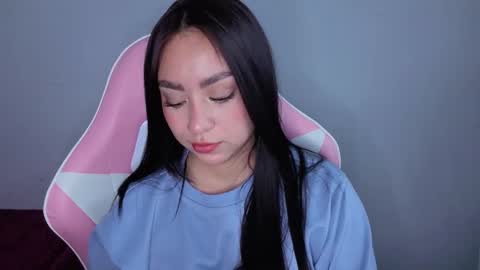 Snapshot of lya_levine chatting on October 9, 2025, 7:12 pm Lya online show from October 9, 2025, 7:12 pm