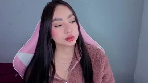 Snapshot of lya_levine chatting on October 20, 2025, 3:45 pm Lya online show from October 20, 2025, 3:45 pm