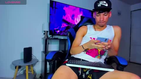 Lyam online show from April 8, 2026, 5:29 am