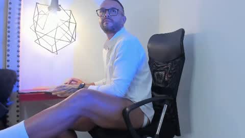 Snapshot of lyam_voss chatting on June 23, 2026, 11:41 am lyam_voss online show from June 23, 2026, 11:41 am