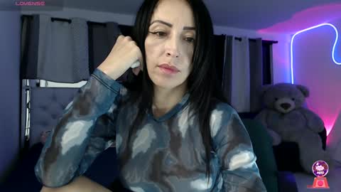 Snapshot of lyann_ chatting on January 24, 2025, 12:52 am Lyann online show from January 24, 2025, 12:52 am